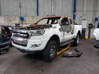 demontáž osobní automobily Ford Ranger Ranger Pick-up 2.2 TDCi 16V 4x4 (GBVAJQJ) [118kW]  (05-2015/01-2023) 2019
