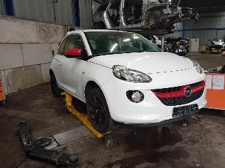 Opel Adam Adam Hatchback 3-drs 1.2 16V (A12XER(Euro 5)) [51kW]  (10-2012/02-2019=
) picture 2