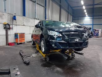 Peugeot 308 308 (L3/L8/LB/LH/LP) Hatchback 5-drs 1.6 BlueHDi 120 (DV6FC(BHZ)) [88k=
W]  (11-2013/06-2021) picture 2