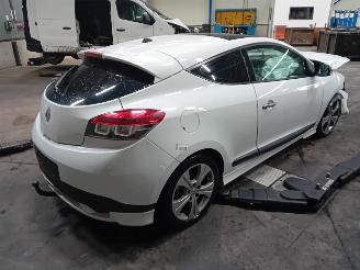 Renault Mégane Megane III Coupe (DZ) Hatchback 3-drs 2.0 16V TCe 180 (F4R-870(F4R-L8)=
) [132kW]  (11-2008/08-2015) picture 3