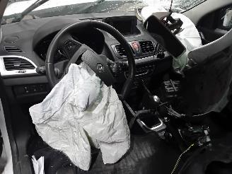 Renault Mégane Megane III Coupe (DZ) Hatchback 3-drs 2.0 16V TCe 180 (F4R-870(F4R-L8)=
) [132kW]  (11-2008/08-2015) picture 5