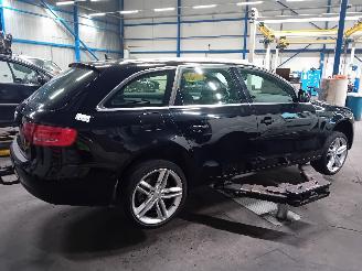 Audi A4 A4 Avant (B8) Combi 2.0 TDI 16V (CAGA) [105kW]  (04-2008/12-2015) picture 3