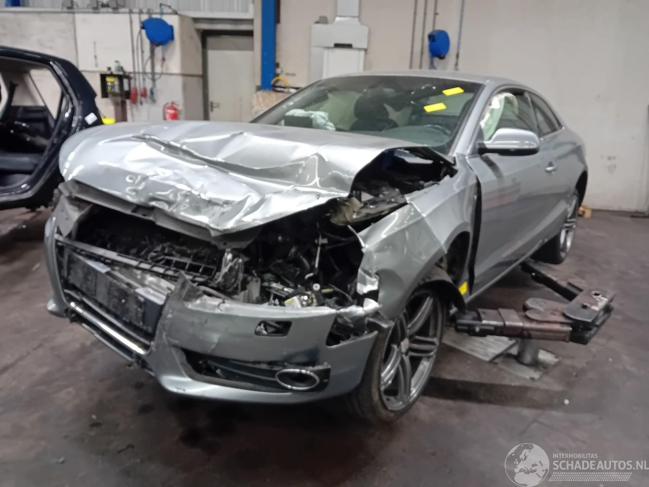 Audi A5 A5 (8T3) Coupé 2.0 TFSI 16V (CDNC(Euro 5)) [155kW]  (06-2008/04-2013=
)