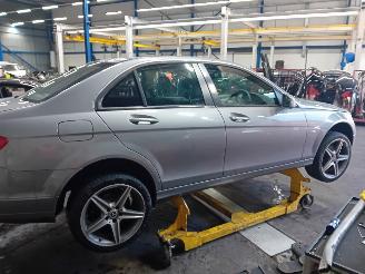 Mercedes C-klasse C (W204) Sedan 2.2 C-200 CDI 16V BlueEFFICIENCY (OM651.913) [100kW]  (=
01-2011/...) picture 3