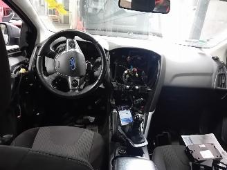 Ford Focus Focus 3 Wagon Combi 1.0 Ti-VCT EcoBoost 12V 125 (M1DA(Euro 5)) [92kW] =
 (02-2012/05-2018) picture 5