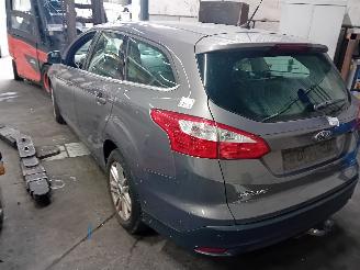 Ford Focus Focus 3 Wagon Combi 1.0 Ti-VCT EcoBoost 12V 125 (M1DA(Euro 5)) [92kW] =
 (02-2012/05-2018) picture 4