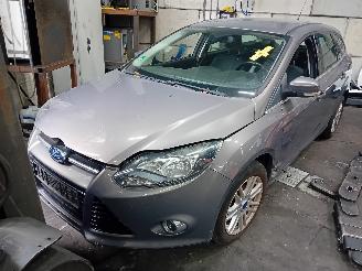 demontáž osobní automobily Ford Focus Focus 3 Wagon Combi 1.0 Ti-VCT EcoBoost 12V 125 (M1DA(Euro 5)) [92kW] =
 (02-2012/05-2018) 2013