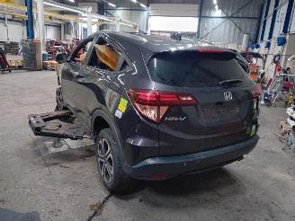 Honda  HR-V (RU) MPV 1.5 i-VTEC 16V (L15B4(Euro 6)) [96kW]  (08-2015/...) picture 4