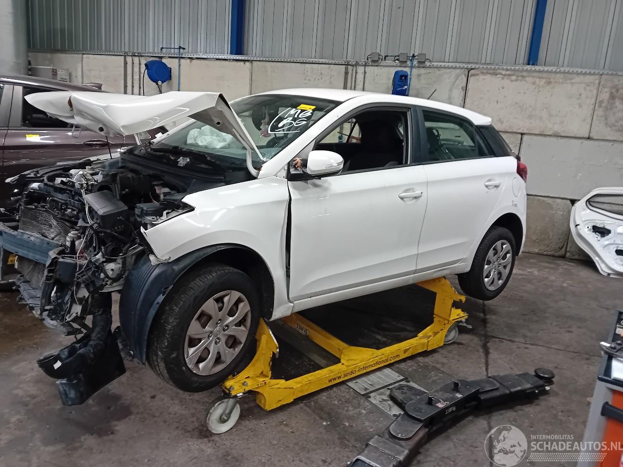 Hyundai I-20 i20 (GBB) Hatchback 1.0 T-GDI 100 12V (G3LC) [74kW]  (01-2016/08-2020)=