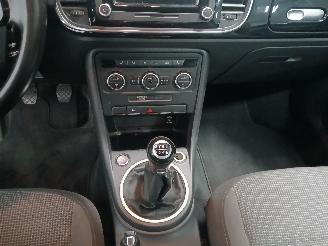 Volkswagen Tundra Beetle (16AB) Hatchback 3-drs 1.2 TSI (CBZB) [77kW]  (07-2011/07-2019)= picture 20