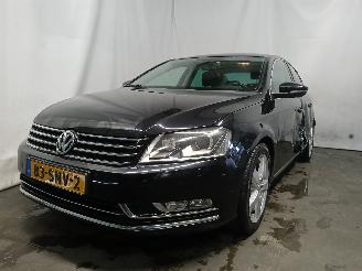 krockskadad bil auto Volkswagen Passat Passat (362) Sedan 1.4 TSI 16V (CAXA(Euro 5)) [90kW]  (08-2010/12-2014=
) 2011/11