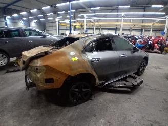 Mercedes Cla-klasse CLA (118.3) Sedan 1.3 CLA-200 Turbo 16V (M282.914) [120kW]  (03-2019/.=
=2E.) picture 3