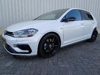 Volkswagen Golf Golf VII (AUA) Hatchback 2.0 R 4Motion 16V (DNUE) [221kW]  (11-2013/08=
-2020) picture 3