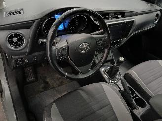 Toyota Auris Auris Touring Sports (E18) Combi 1.2 T 16V (8NR-FTS) [85kW]  (03-2015/=
12-2018) picture 12