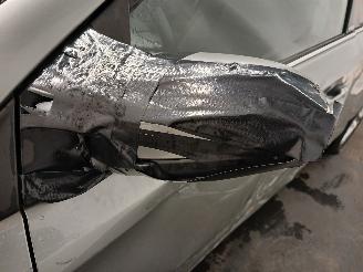 Toyota Auris Auris Touring Sports (E18) Combi 1.2 T 16V (8NR-FTS) [85kW]  (03-2015/=
12-2018) picture 21