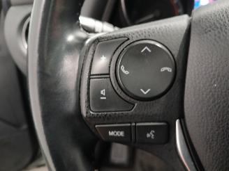 Toyota Auris Auris Touring Sports (E18) Combi 1.2 T 16V (8NR-FTS) [85kW]  (03-2015/=
12-2018) picture 15