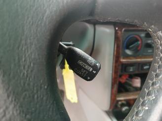 Subaru Forester Forester (SF) SUV 2.0 16V (EJ202) [90kW]  (08-1997/09-2002) picture 17