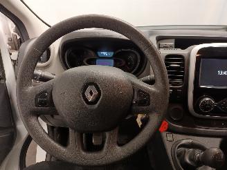 Renault Trafic Trafic (1FL/2FL/3FL/4FL) Van 1.6 dCi 125 Twin Turbo (R9M-452(R9M-D4)) =
[92kW]  (07-2015/...) picture 15
