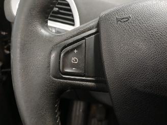 Renault Scenic Grand Scénic III (JZ) MPV 1.4 16V TCe 130 (H4J-700(H4J-A7)) [96kW]  =
(02-2009/12-2016) picture 15