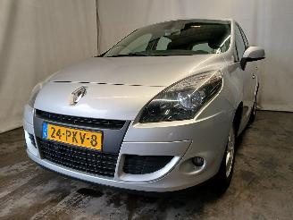 Auto incidentate Renault Scenic Scénic III (JZ) MPV 1.4 16V TCe 130 (H4J-700(H4J-A7)) [96kW]  (02-20=
09/09-2016) 2011/3