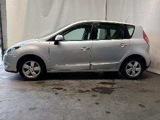 Renault Scenic Scénic III (JZ) MPV 1.4 16V TCe 130 (H4J-700(H4J-A7)) [96kW]  (02-20=
09/09-2016) picture 4