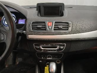 Renault Mégane Megane III Grandtour (KZ) Combi 5-drs 1.5 dCi 110 (K9K-837(K9K-N8)) [8=
1kW]  (02-2009/04-2016) picture 16