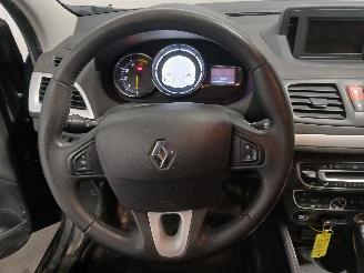 Renault Mégane Megane III Grandtour (KZ) Combi 5-drs 1.5 dCi 110 (K9K-837(K9K-N8)) [8=
1kW]  (02-2009/04-2016) picture 17