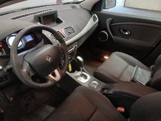 Renault Mégane Megane III Grandtour (KZ) Combi 5-drs 1.5 dCi 110 (K9K-837(K9K-N8)) [8=
1kW]  (02-2009/04-2016) picture 11