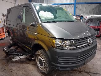 Volkswagen Transporter Transporter T6 Van 2.0 TDI DRF (CXGB) [75kW]  (04-2015/12-2019) picture 2