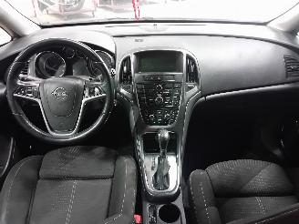 Opel Astra Astra J Sports Tourer (PD8/PE8/PF8) Combi 1.4 Turbo 16V (A14NET(Euro 5=
)) [103kW]  (10-2010/10-2015) picture 5