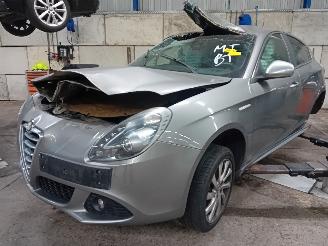 demontáž osobní automobily Alfa Romeo Giulietta Giulietta (940) Hatchback 1.4 TB 16V MultiAir (940.A.2000) [125kW]  (0=
4-2010/10-2018) 2013