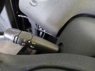 Renault Twingo Twingo II (CN) Hatchback 3-drs 1.2 (D7F-800(Euro 4)) [43kW]  (03-2007/=
09-2014) picture 13