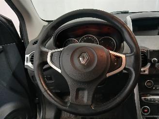 Renault Koleos Koleos I SUV 2.5 16V (2TR-702) [126kW]  (09-2008/06-2017) picture 19