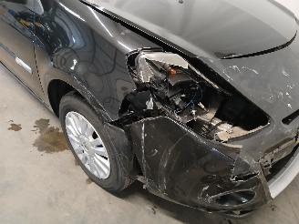 Renault Clio Clio III Estate/Grandtour (KR) Combi 1.2 16V TCE 100 (D4F-784(D4F-H7))=
 [74kW]  (11-2007/12-2012) picture 23