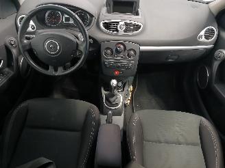 Renault Clio Clio III Estate/Grandtour (KR) Combi 1.2 16V TCE 100 (D4F-784(D4F-H7))=
 [74kW]  (11-2007/12-2012) picture 10