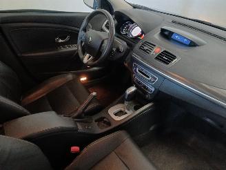 Renault Mégane Megane III Grandtour (KZ) Combi 5-drs 2.0 16V CVT (M4R-F713) [103kW]  =
(05-2009/02-2016) picture 9