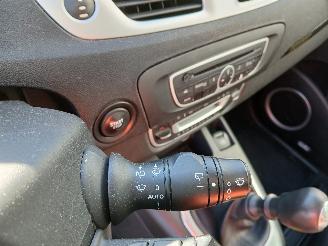 Renault Scenic Grand Scénic III (JZ) MPV 1.4 16V TCe 130 (H4J-700(H4J-A7)) [96kW]  =
(02-2009/12-2016) picture 13