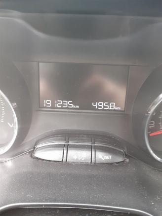 Peugeot 208 208 I (CA/CC/CK/CL) Hatchback 1.2 Vti 12V PureTech 82 (EB2F(HMZ)) [60k=
W]  (03-2012/12-2019) picture 2