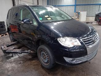 Volkswagen Touran Touran (1T1/T2) MPV 1.4 16V TSI 140 (BMY) [103kW]  (02-2006/05-2010) picture 2