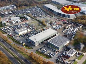 Renault Clio Clio IV Estate/Grandtour (7R) Combi 5-drs 0.9 Energy TCE 90 12V (H4B-4=
08(H4B-B4)) [66kW]  (01-2013/08-2021) picture 8