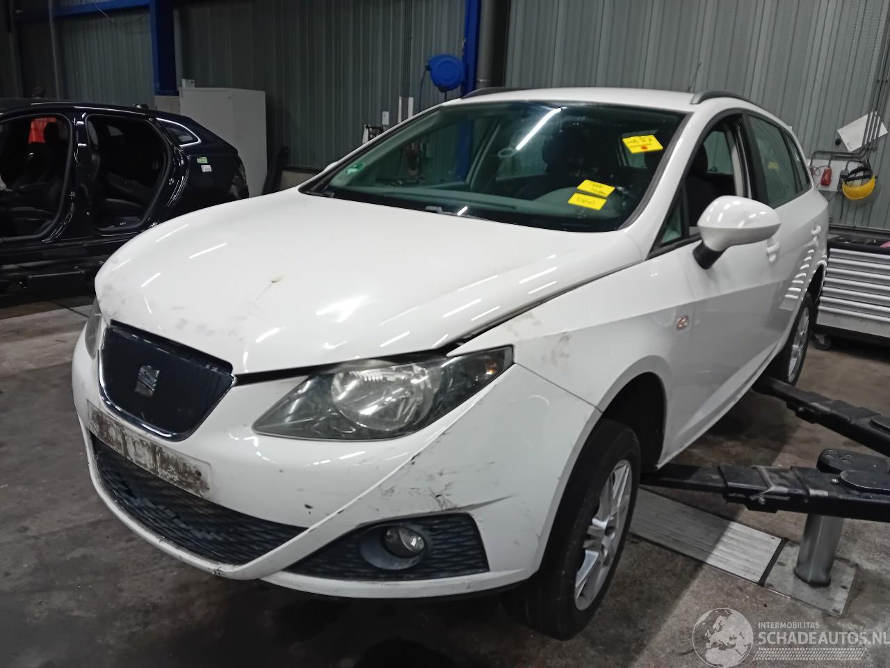 Seat Ibiza Ibiza ST (6J8) Combi 1.2 TDI Ecomotive (CFWA) [55kW]  (04-2010/05-2015=
)