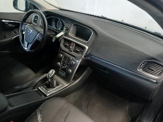 Volvo V-40 V40 (MV) Hatchback 5-drs 1.6 D2 (D4162T) [84kW]  (03-2012/12-2016) picture 8