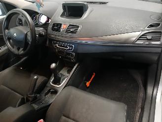 Renault Mégane Megane III Berline (BZ) Hatchback 5-drs 1.5 dCi 90 (K9K-834(K9K-H8)) [=
66kW]  (11-2008/02-2016) picture 8