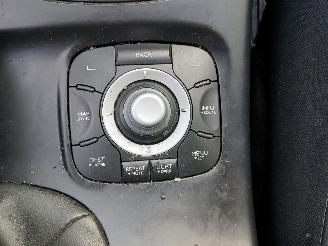 Renault Mégane Megane III Grandtour (KZ) Combi 5-drs 1.5 dCi 90 (K9K-834(K9K-H8)) [66=
kW]  (05-2009/04-2016) picture 24