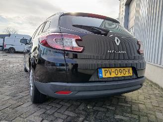 Renault Mégane Megane III Grandtour (KZ) Combi 5-drs 1.5 dCi 90 (K9K-834(K9K-H8)) [66=
kW]  (05-2009/04-2016) picture 5