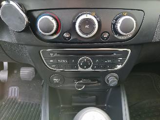 Renault Mégane Megane III Grandtour (KZ) Combi 5-drs 1.5 dCi 90 (K9K-834(K9K-H8)) [66=
kW]  (05-2009/04-2016) picture 22