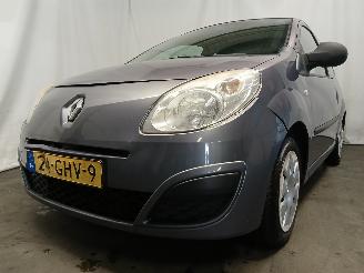 škoda osobní automobily Renault Twingo Twingo II (CN) Hatchback 3-drs 1.2 (D7F-800(Euro 4)) [43kW]  (03-2007/=
09-2014) 2008/6