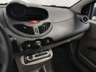 Renault Twingo Twingo II (CN) Hatchback 3-drs 1.2 (D7F-800(Euro 4)) [43kW]  (03-2007/=
09-2014) picture 11