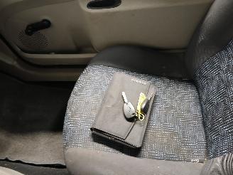 Renault Twingo Twingo II (CN) Hatchback 3-drs 1.2 (D7F-800(Euro 4)) [43kW]  (03-2007/=
09-2014) picture 13