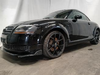 Audi TT TT (8N3) Coupé 1.8 20V Turbo (AUM) [110kW]  (09-2002/10-2006) picture 3